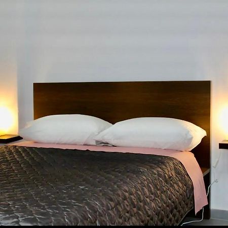 Cozy Apartment In Athens Center Екстериор снимка