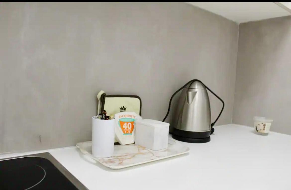 Cozy Apartment In Athens Center Екстериор снимка