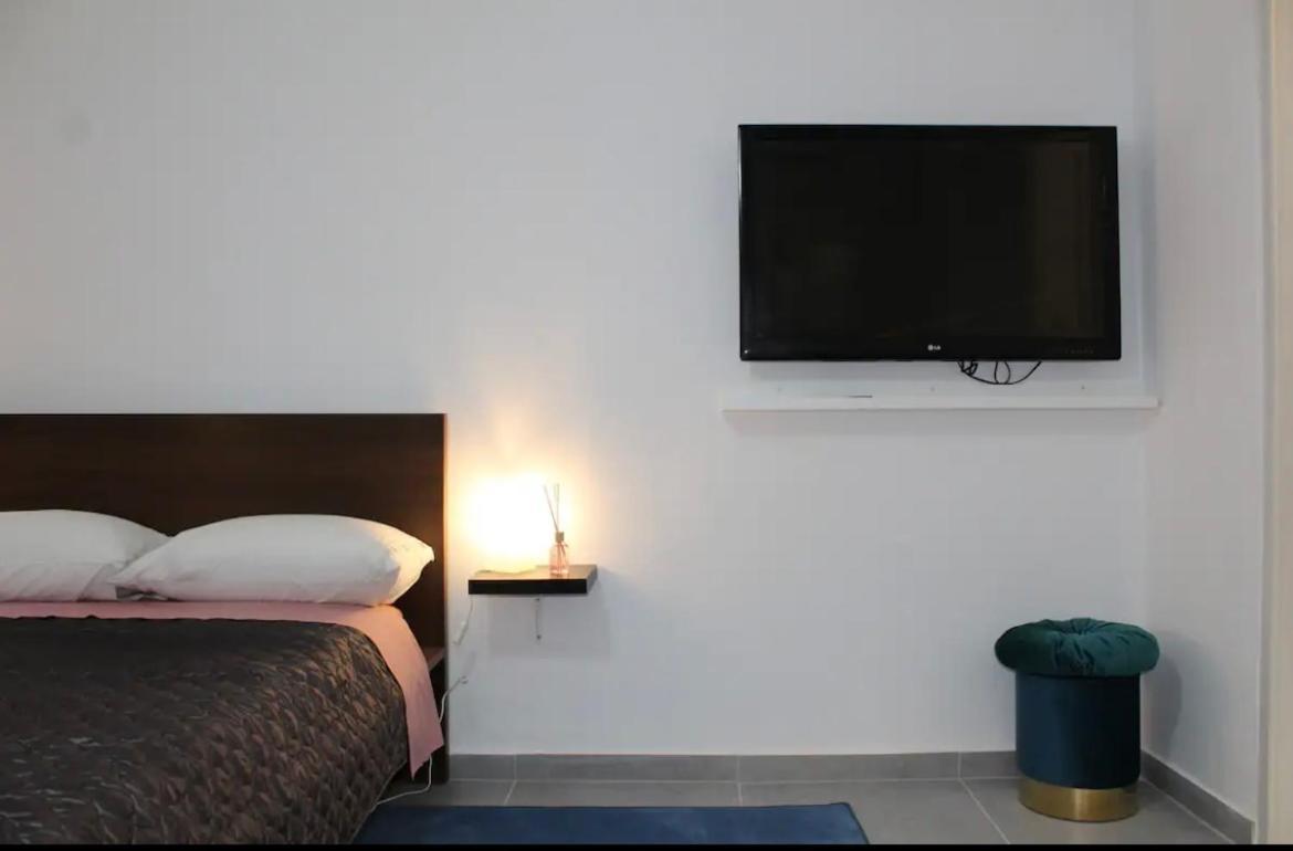 Cozy Apartment In Athens Center Екстериор снимка