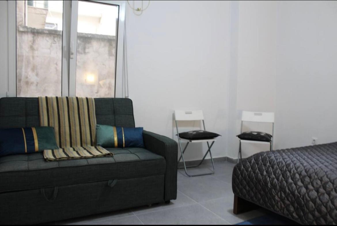 Cozy Apartment In Athens Center Екстериор снимка
